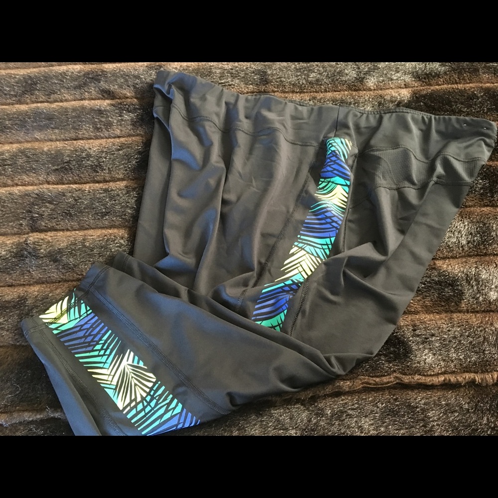 Womens tek gear dry tek workout capris